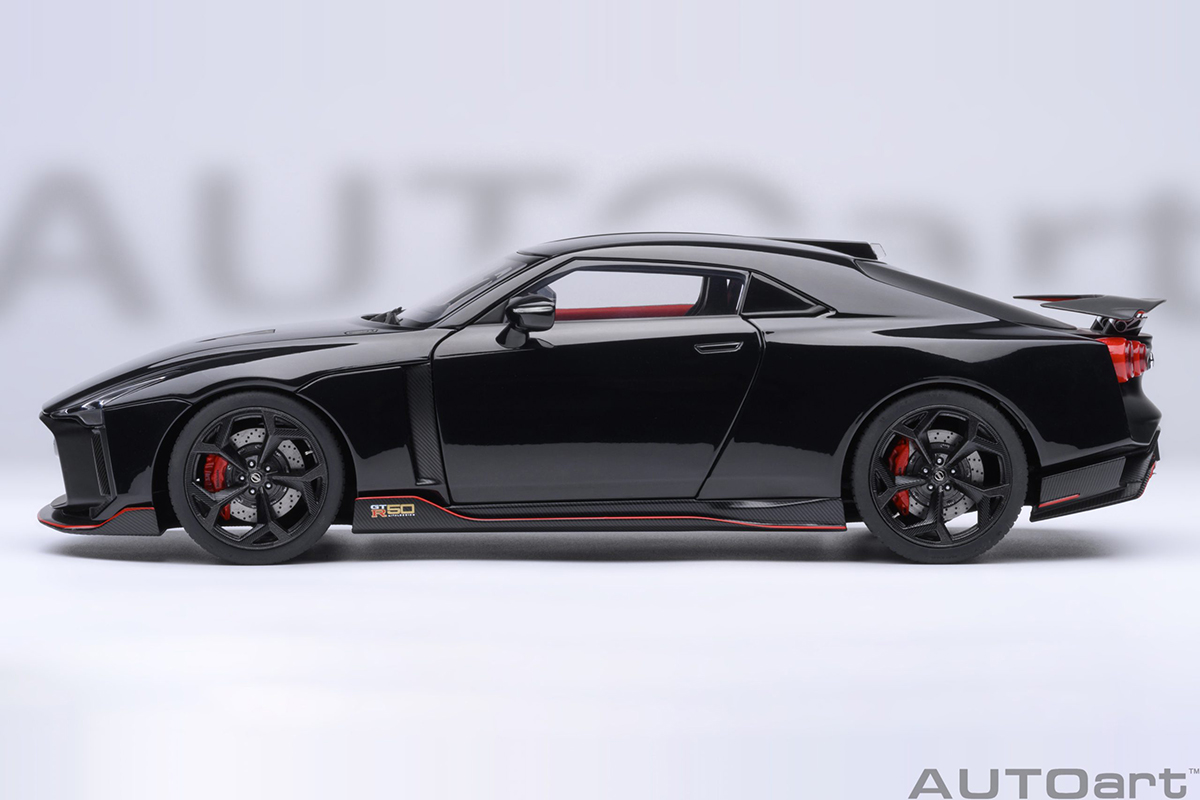 Nissan GT-R50 by ITALDESIGN 1:18 Autoart Preto - 20 anos! Loja on