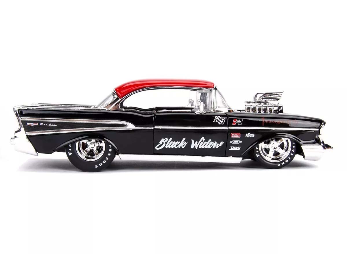 Chevy Bel Air 1957 Black Widow 1:24 Jada Toys Preto - 20 anos