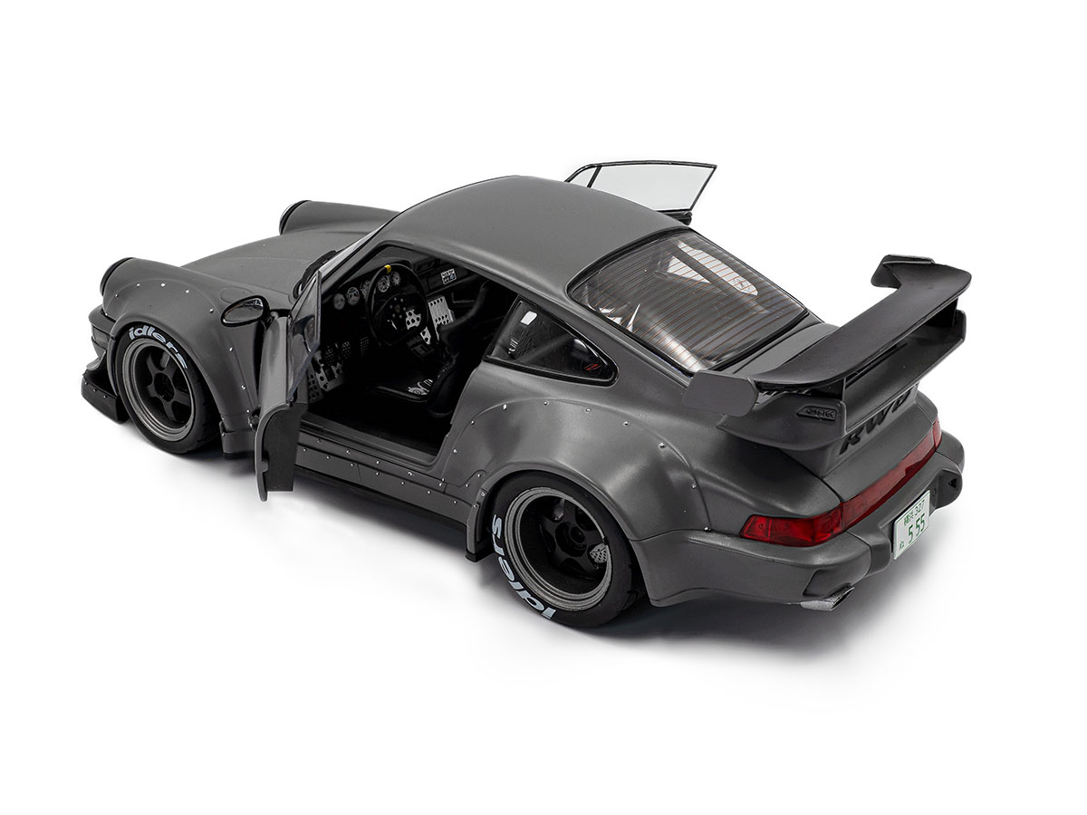 Porsche RWB Bodykit Nardo Grey 2024 + Akira Nakai Figure 1:18