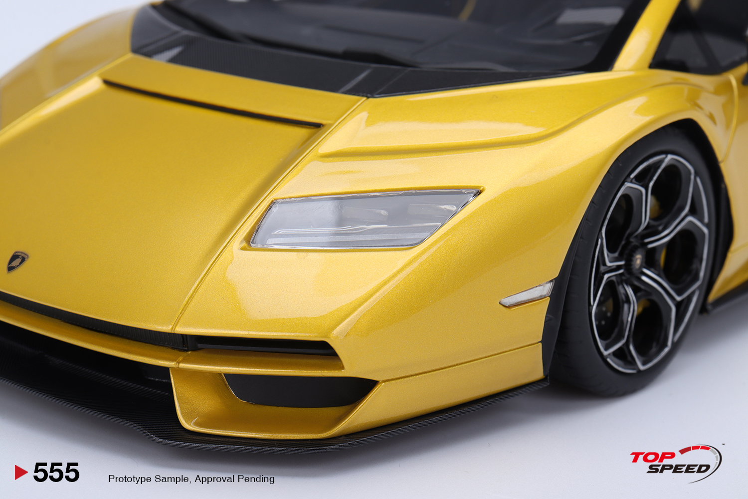 Lamborghini Countach LPI 800-4 1:18 TopSpeed Amarelo - 19 anos
