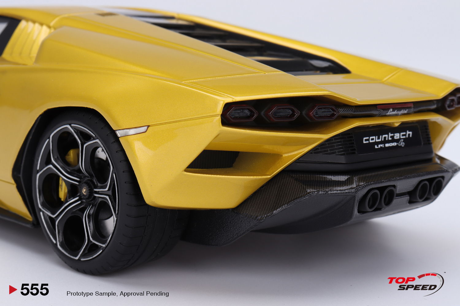 Lamborghini Countach LPI 800-4 1:18 TopSpeed Amarelo - 19 anos