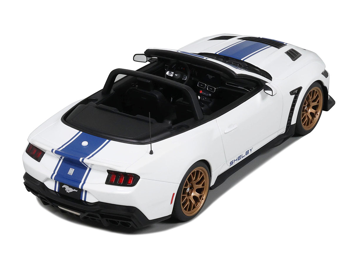 Shelby Mustang Super Snake 2025 1:18 GT Spirit Branco - 20 anos