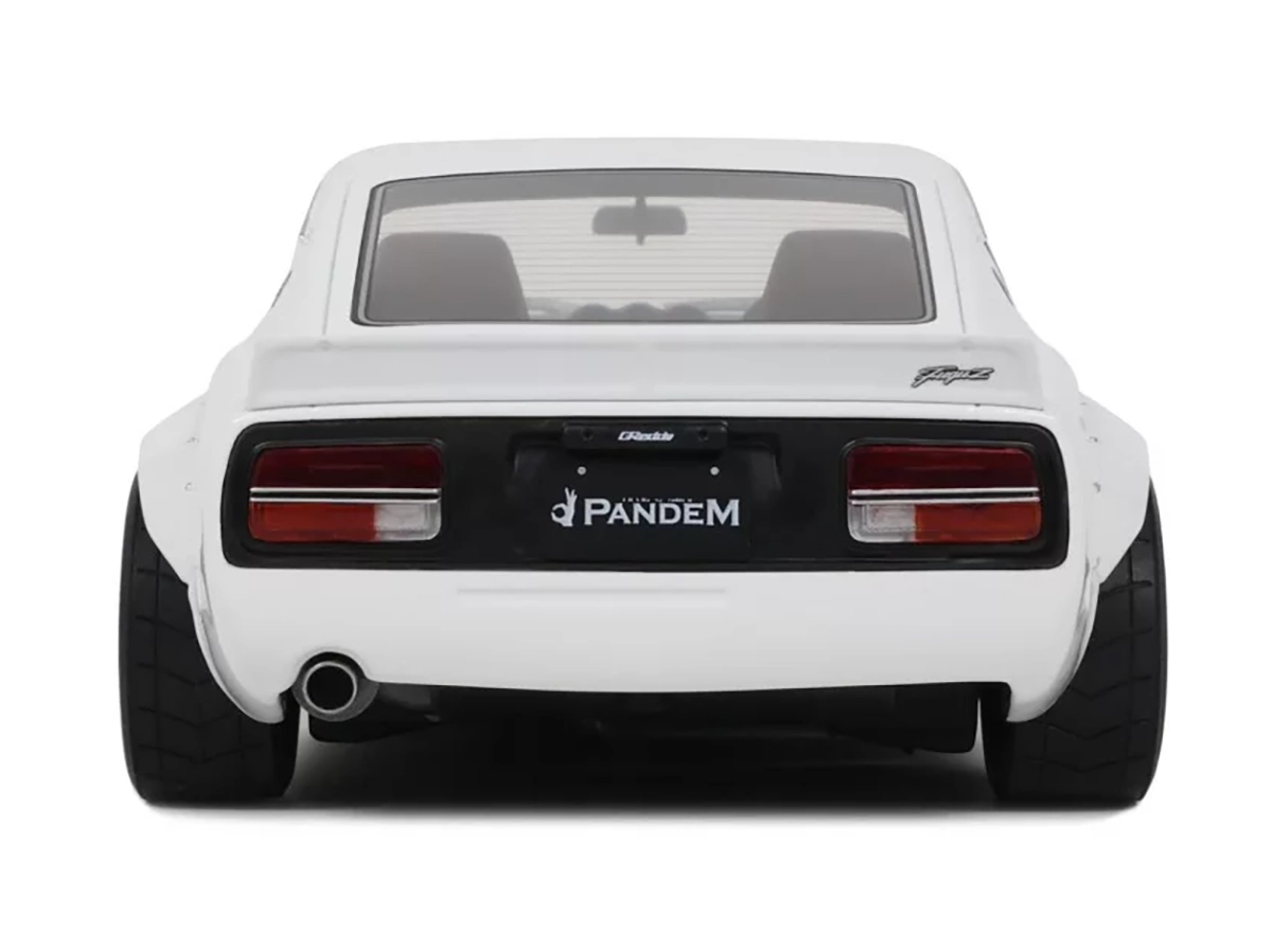 Nissan Fairlady Z 2015 Pandem Body Kit 1:18 OttOmobile Branco - 20