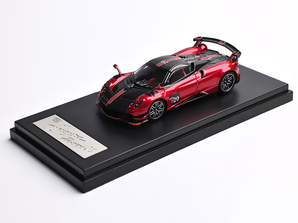 Pagani Huayra Roadster BC 1:64 LCD Models Vermelho - 20 anos! Loja