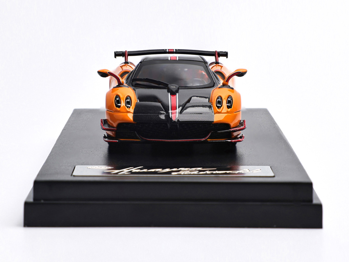 Pagani Huayra Roadster BC 1:64 LCD Models Laranja - 20 anos! Loja