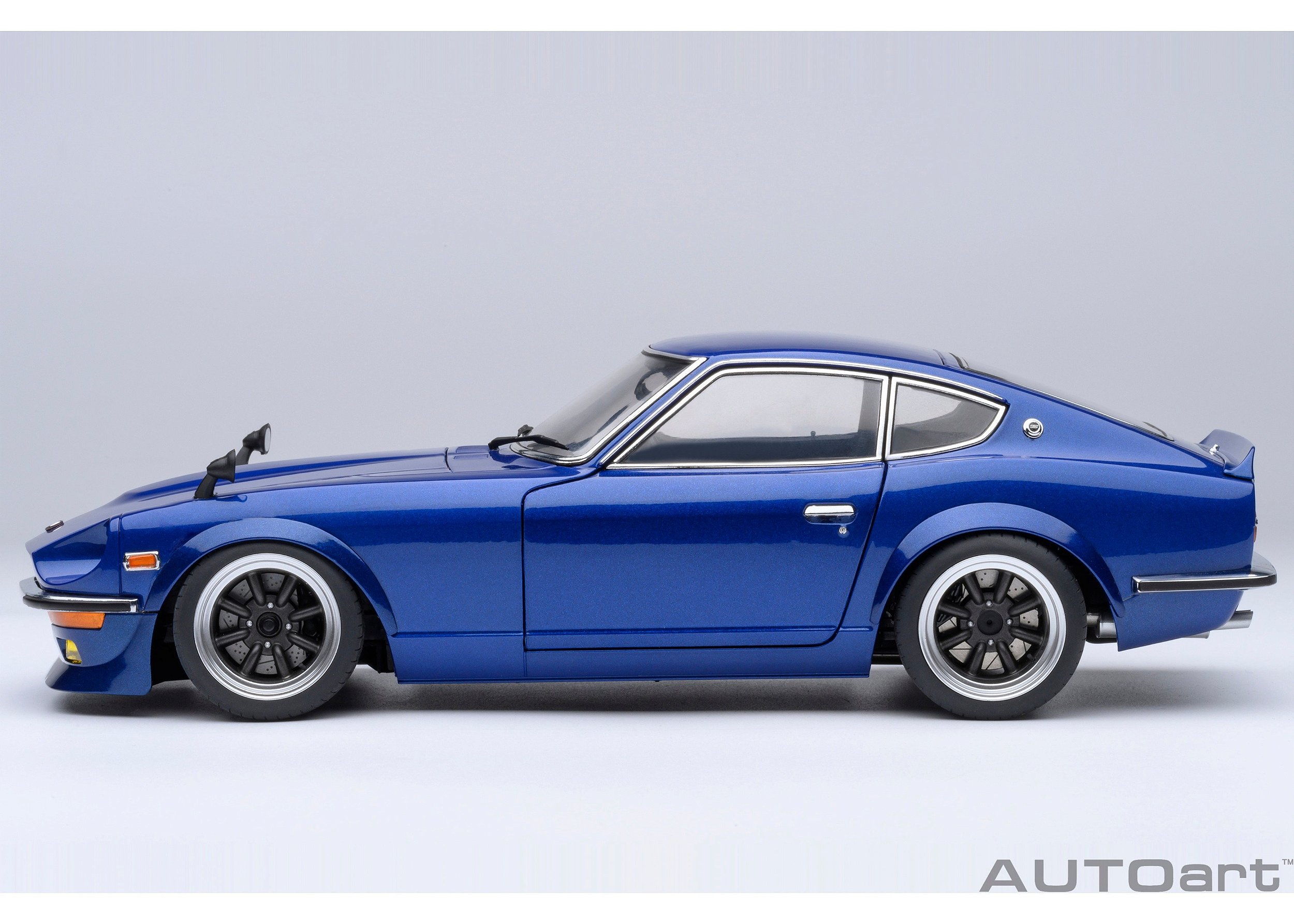 Nissan Fairlady Z Wangan Midnight AKUMA no Z 1:18 Autoart Azul
