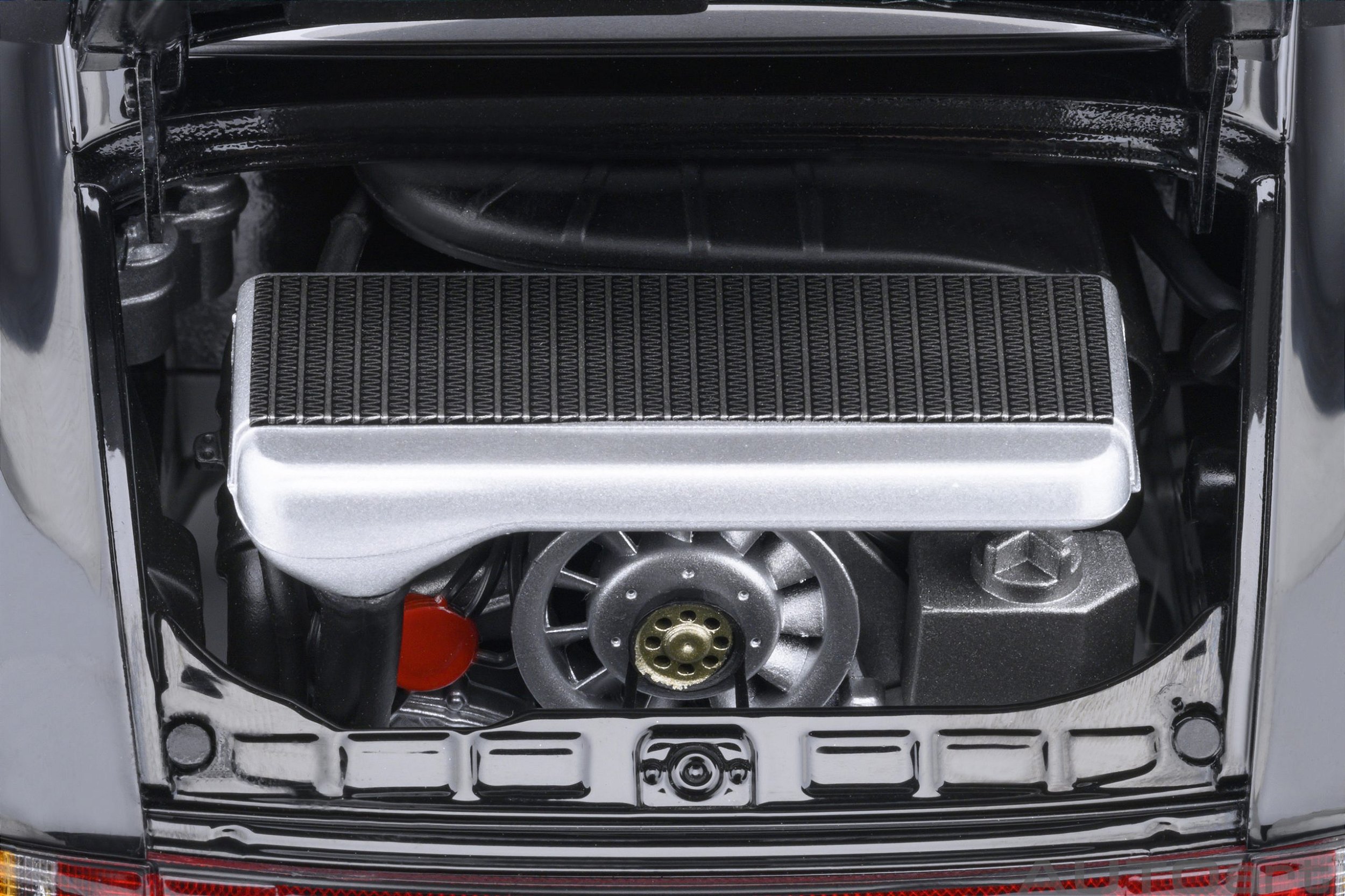 Porsche 911 930 Turbo Wangan Midnight Blackbird 1:18 Autoart Preto