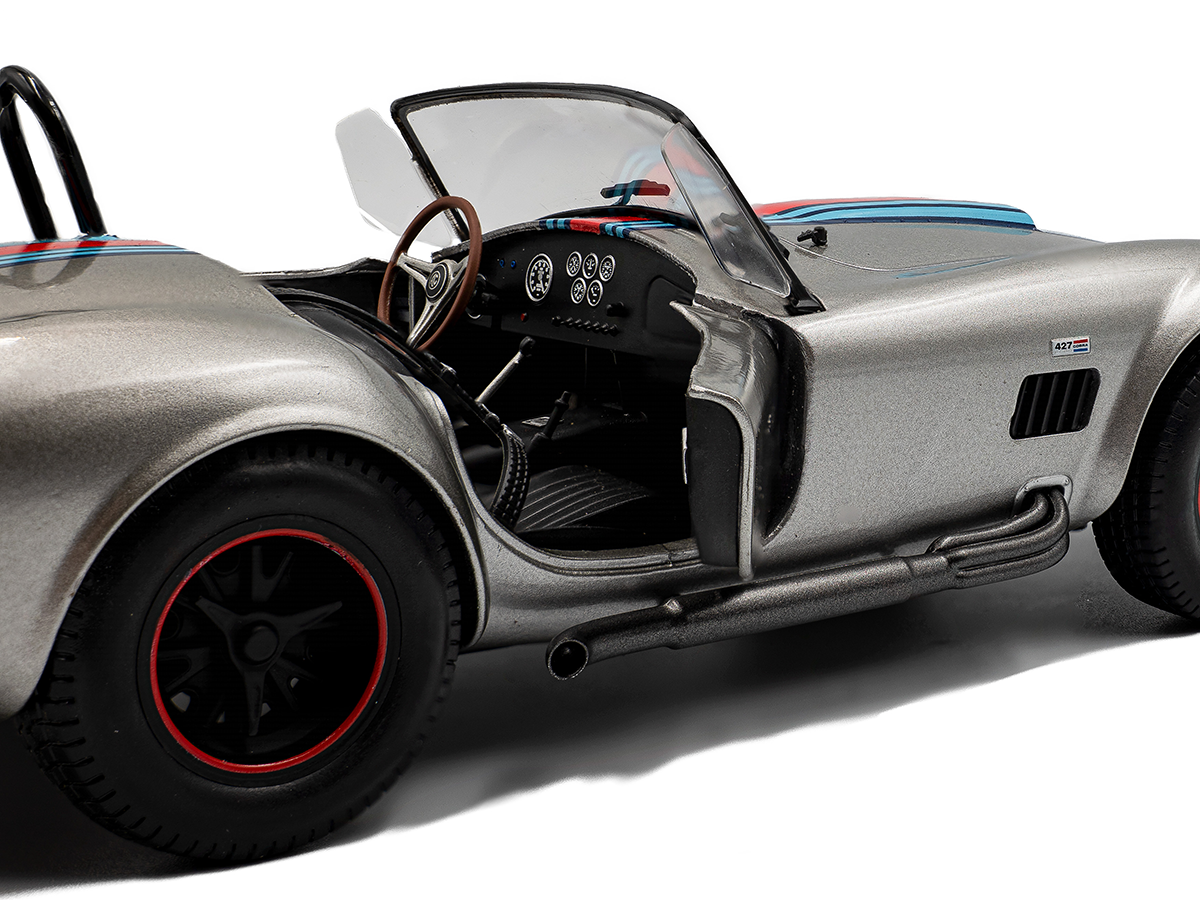 Shelby Cobra 427 MKII 1965 Solido Works 1:18 Solido Prata - 20
