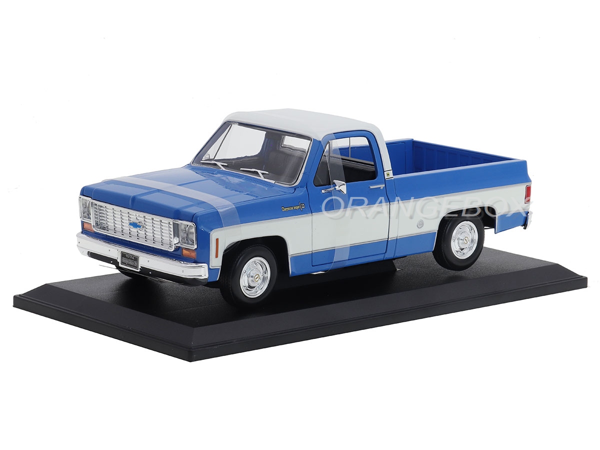 Chevrolet C10 Cheyenne Super Pick-Up 1974 1:18 Maisto Azul - 20