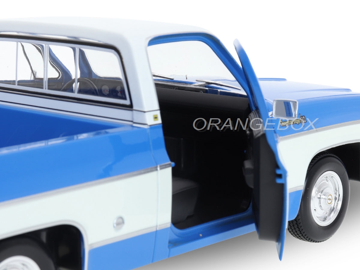 Chevrolet C10 Cheyenne Super Pick-Up 1974 1:18 Maisto Azul - 20