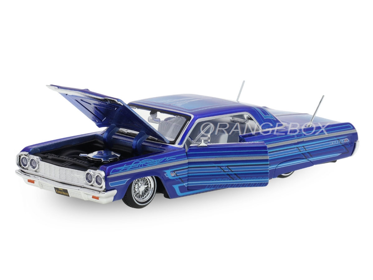 Chevrolet Impala SS 1964 Lowriders 1:26 Maisto Azul - 19 anos