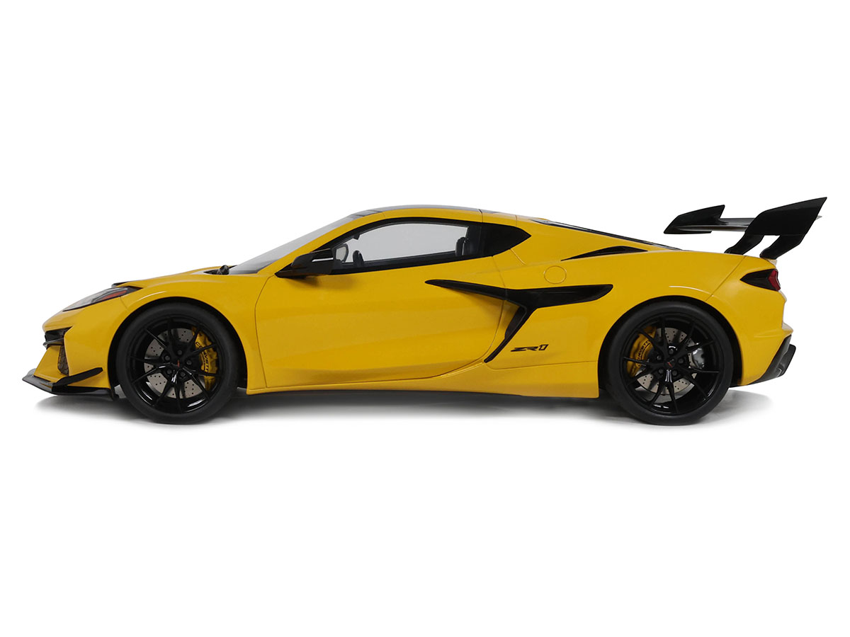 Chevrolet Corvette C8 ZR1 2025 1:18 GT Spirit Amarelo - 20 anos
