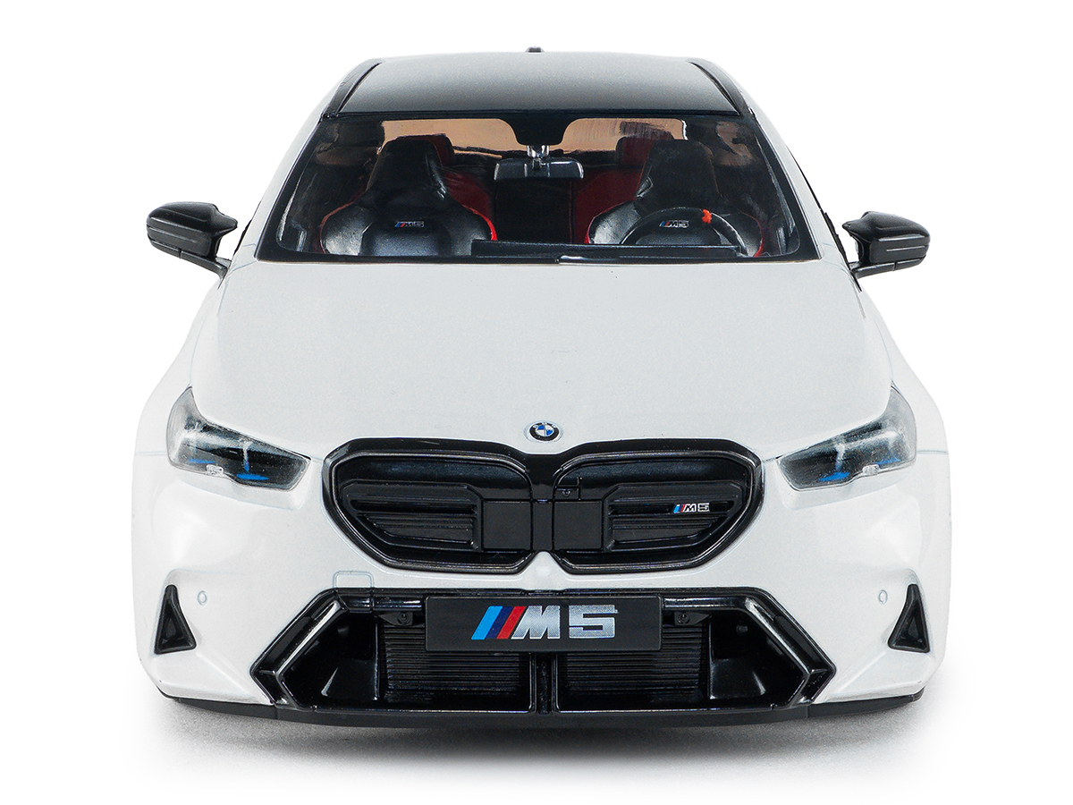 BMW M5 Touring 2025 1:18 Solido Branco - 20 anos! Loja on-line de
