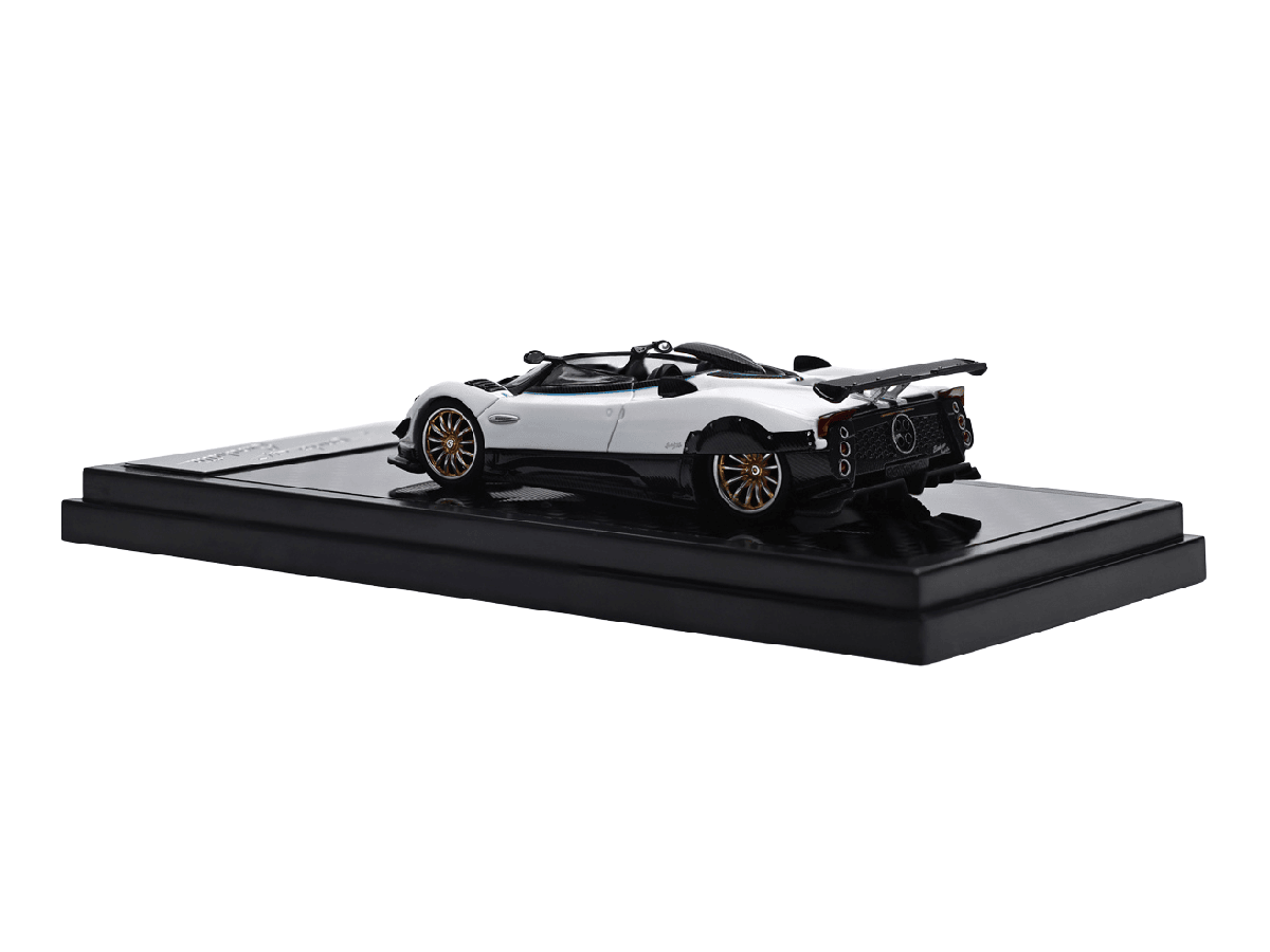 Pagani Zonda HP Barchetta 2017 1:64 LCD Models Branco - 20 anos