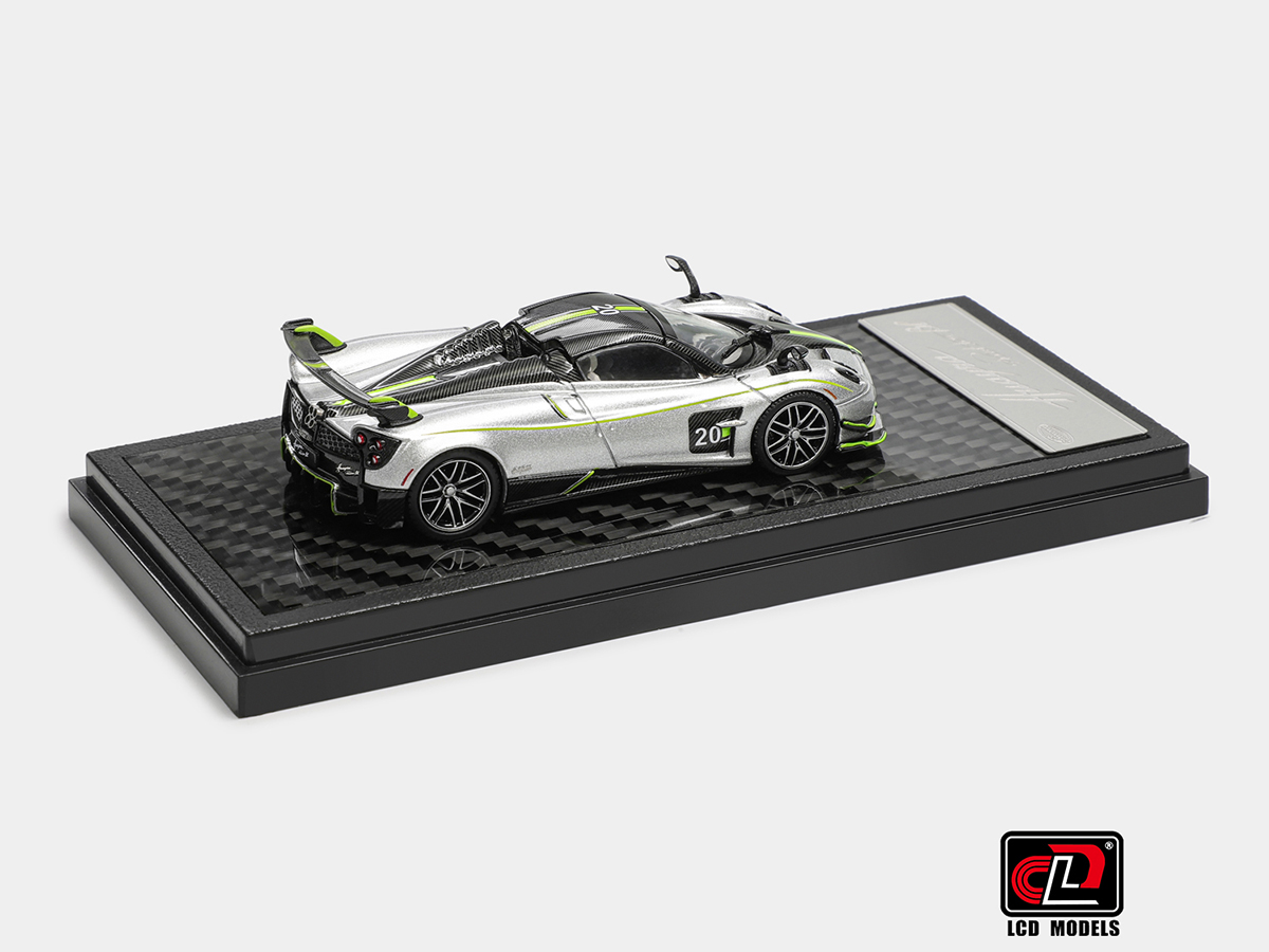 Pagani Huayra Roadster BC 1:64 LCD Models Prata - 20 anos! Loja on