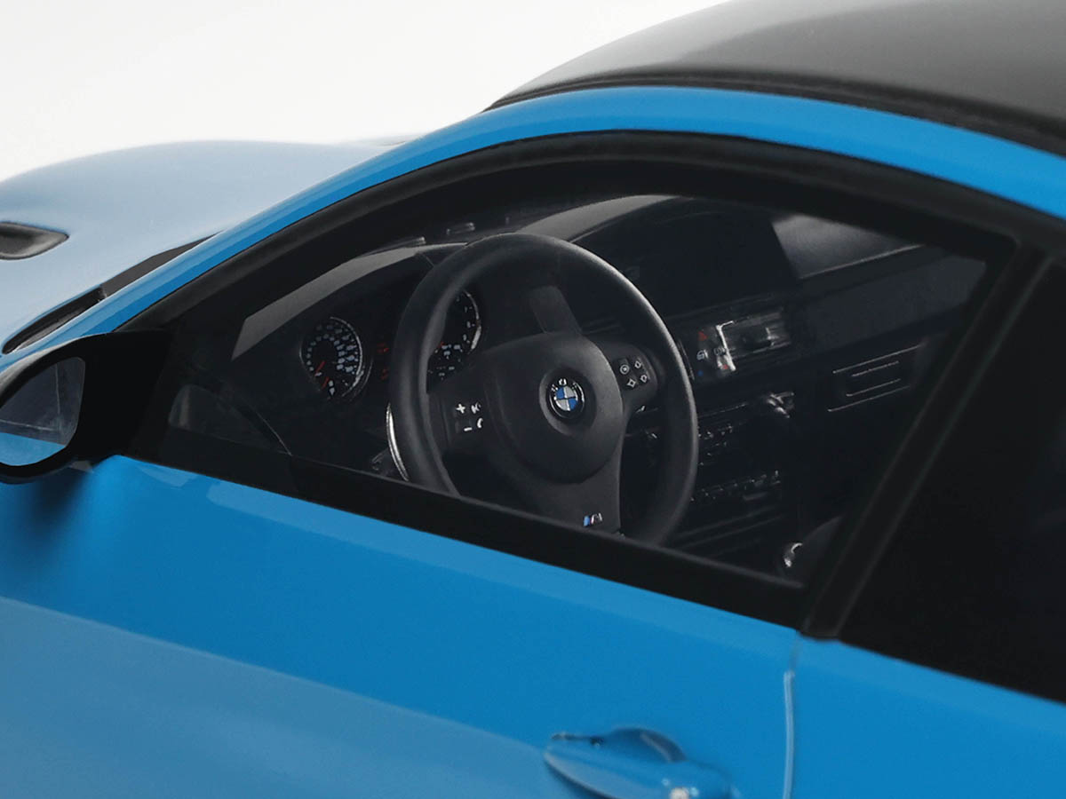 BMW M3 E92 2007 1:18 GT Spirit Azul - 20 anos! Loja on-line de