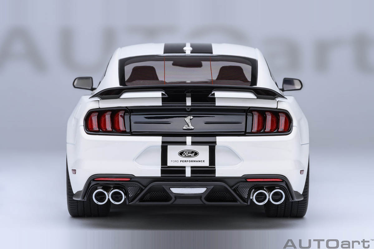 Ford Mustang Shelby GT500 1:18 Autoart Branco - 20 anos! Loja on