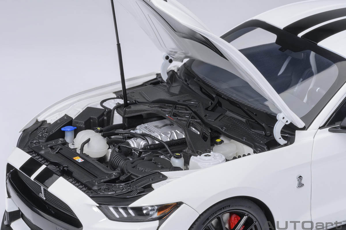 Ford Mustang Shelby GT500 1:18 Autoart Branco - 20 anos! Loja on