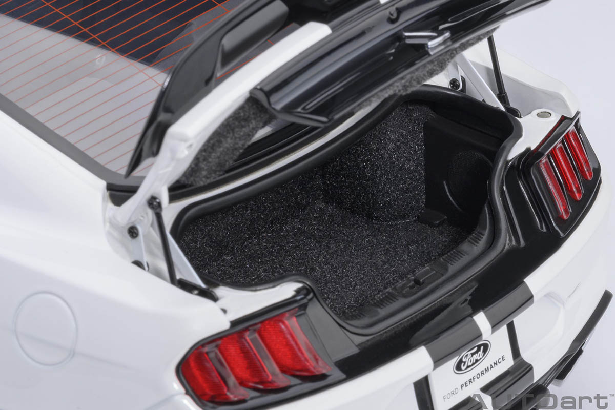 Ford Mustang Shelby GT500 1:18 Autoart Branco - 20 anos! Loja on