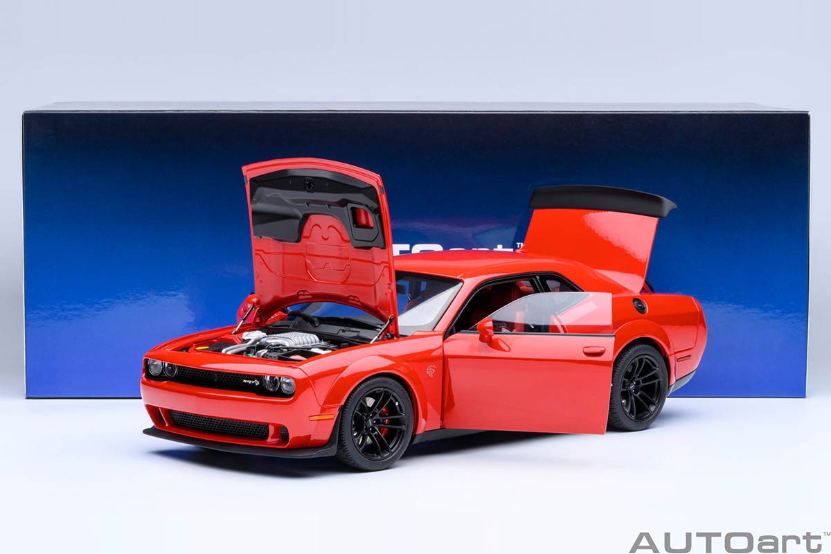 Dodge Challenger SRT Jailbreak 2022 1:18 Autoart Vermelho - 20
