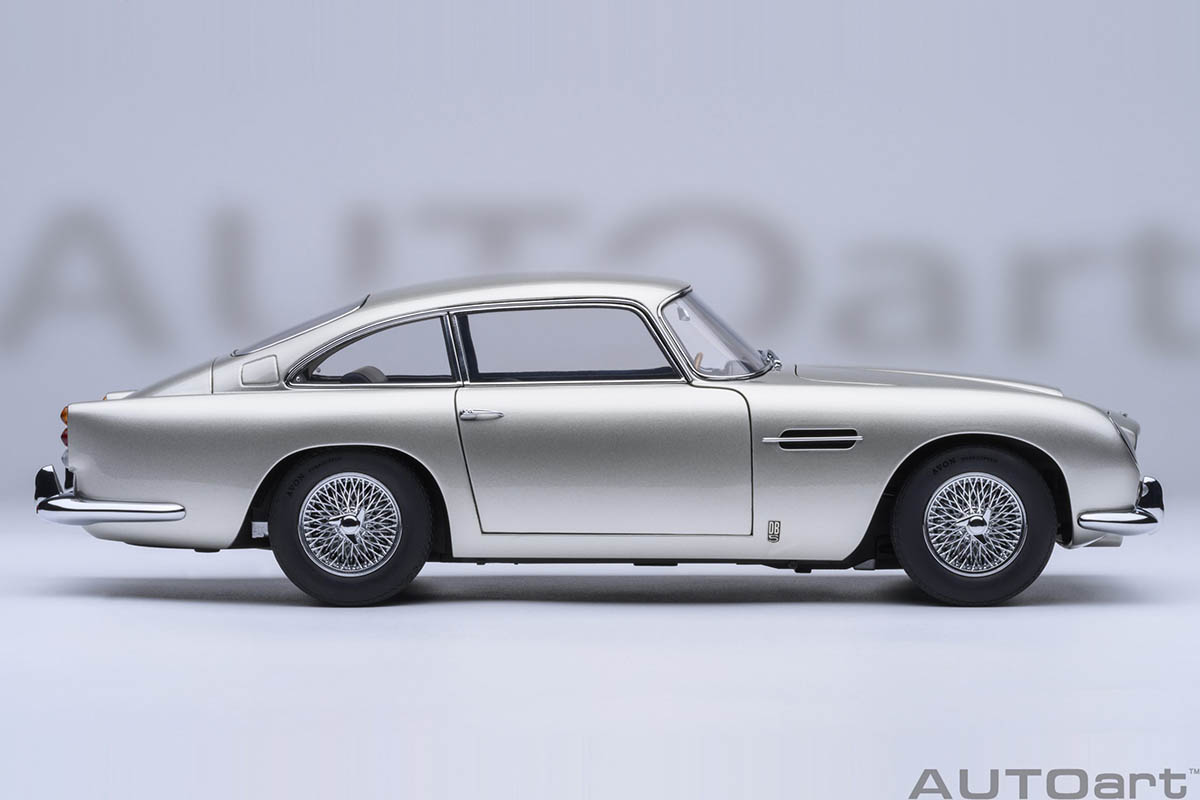 PRÉ-VENDA *** Aston Martin DB5 1964 1:18 Autoart Prata - 20 anos