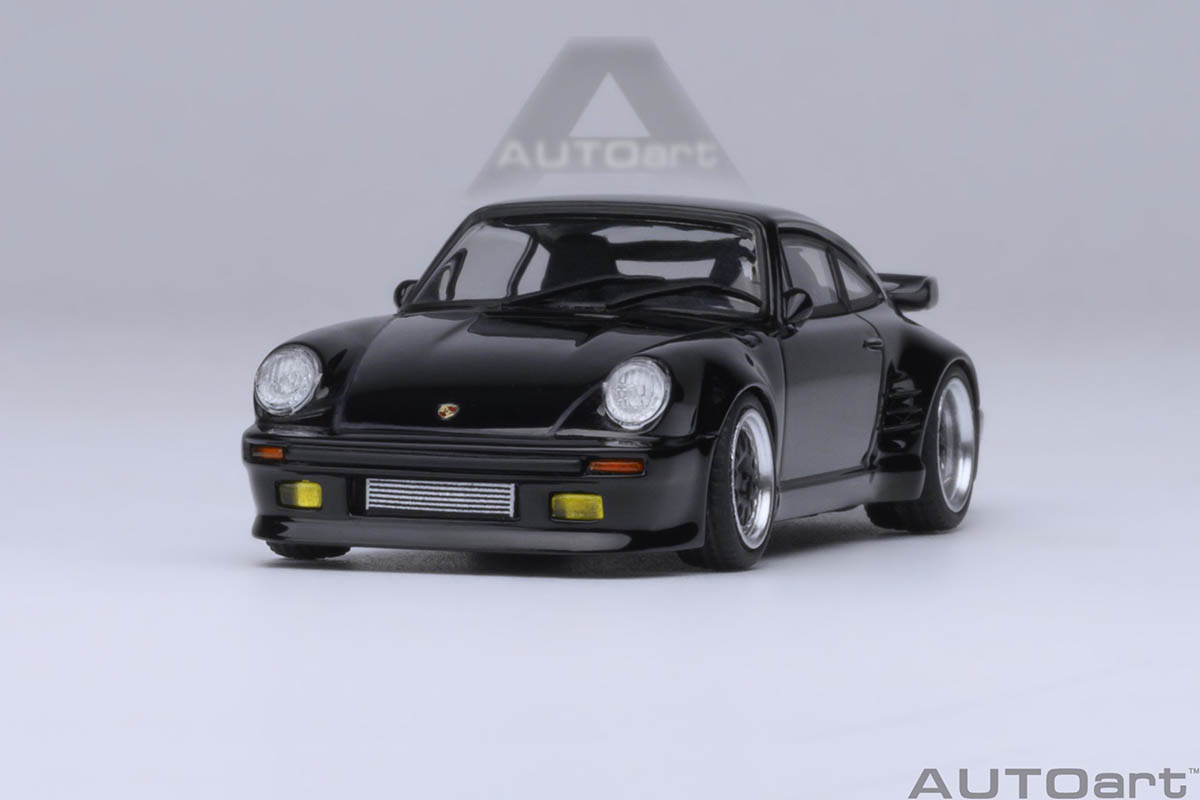 Porsche 911 (930) Turbo Wangan Midnight Blackbird 1:64 Autoart