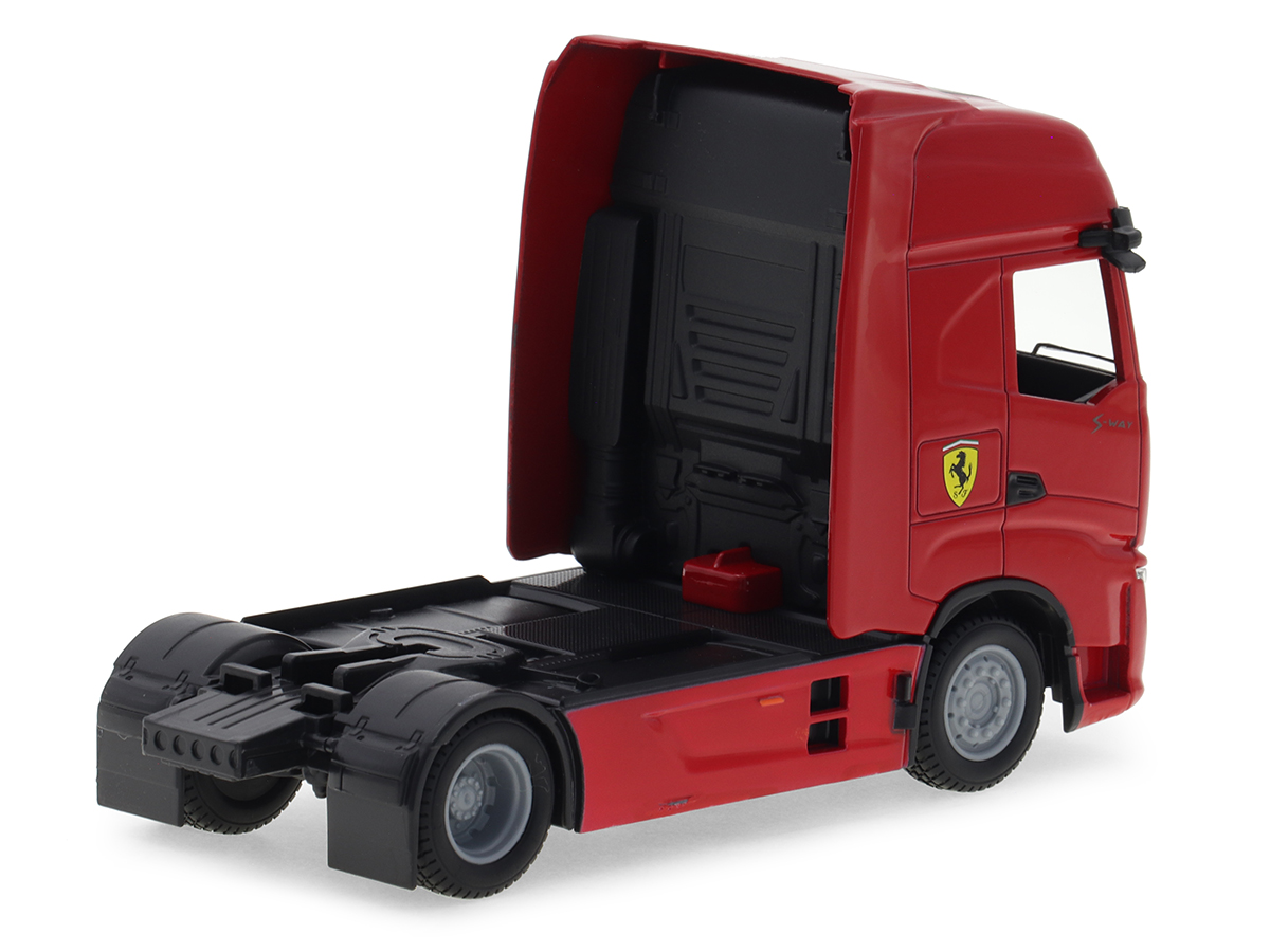 Iveco S-Way 570 + Fórmula Ferrari SF-24 Leclerc 2024 1:43 Bburago