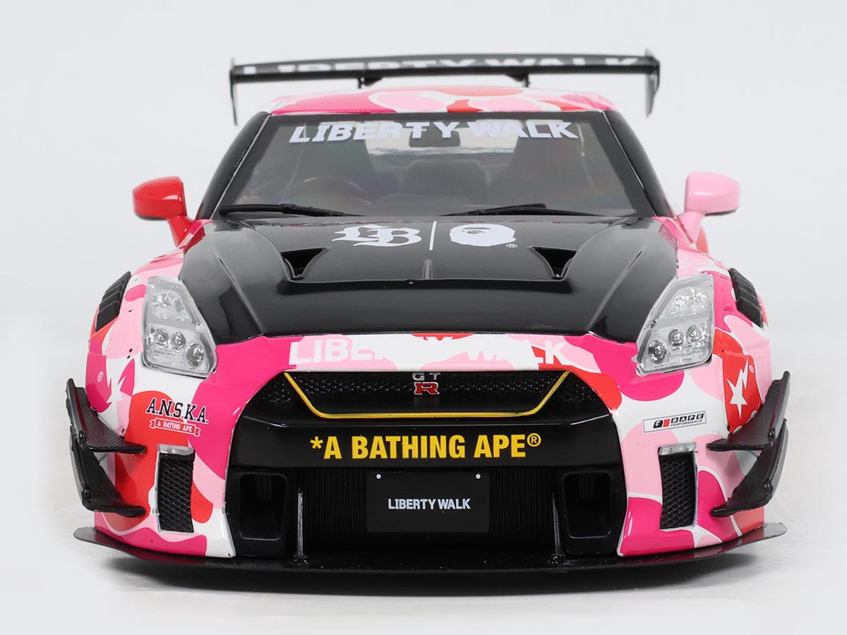 Nissan GT-R (R35) LBWK Liberty Walk Body Kit 2.0 PINK CAMO 2025 1:18 ...