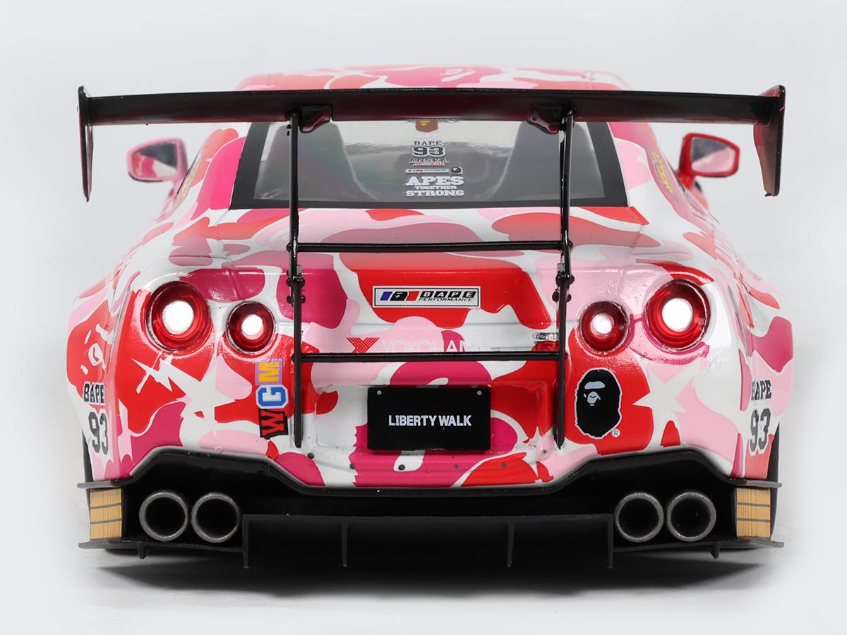Nissan GT-R (R35) LBWK Liberty Walk Body Kit 2.0 PINK CAMO 2025 1:18 ...