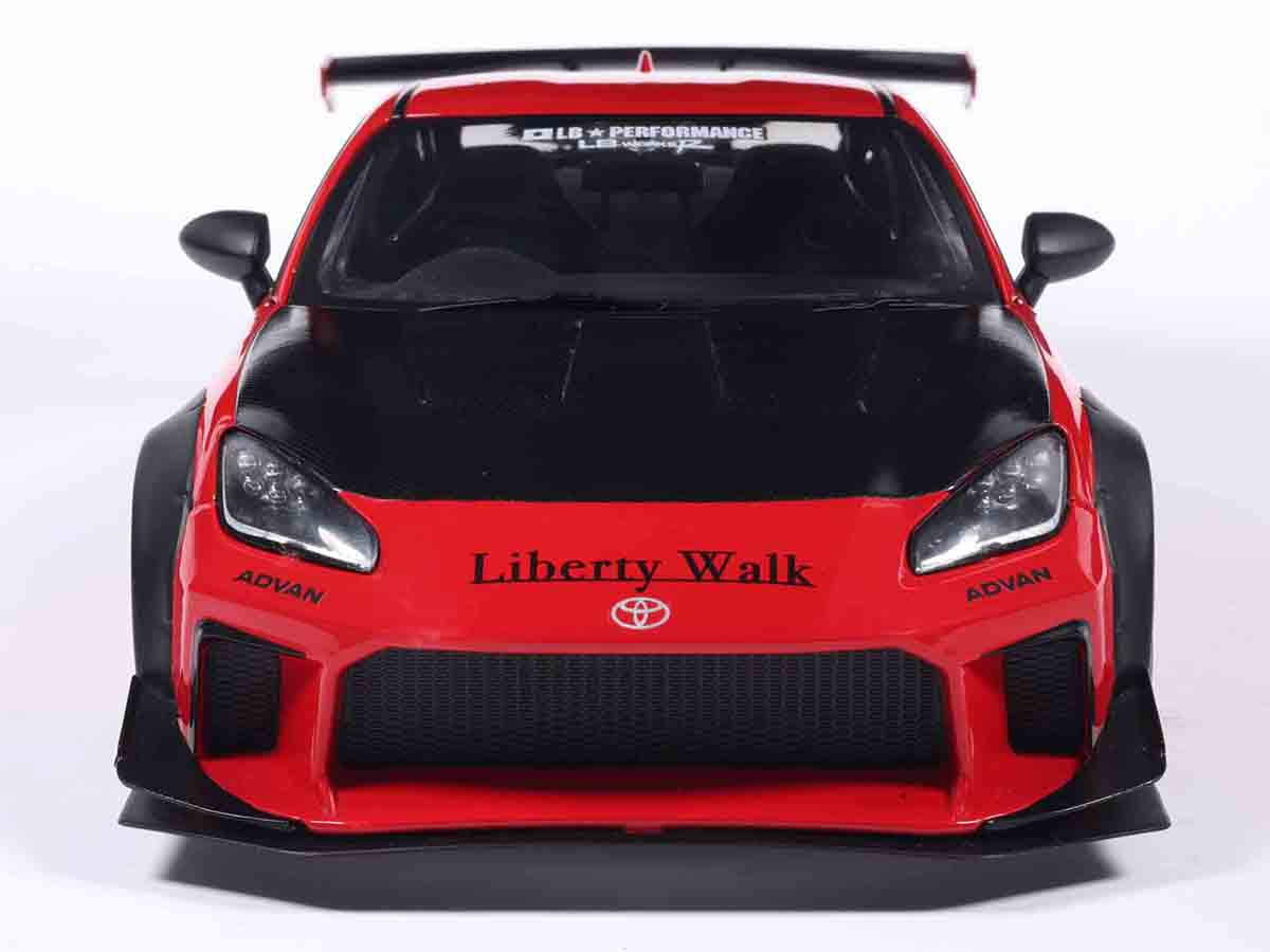 Toyota GR86 LBWK Liberty Walk Body Kit 2024 1:18 Solido Vermelho
