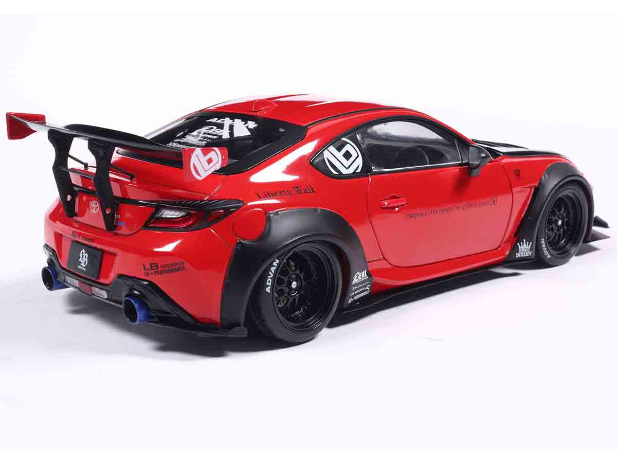 Toyota GR86 LBWK Liberty Walk Body Kit 2024 1:18 Solido Vermelho