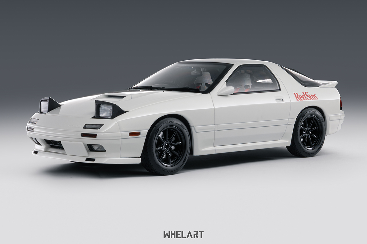 Mazda Savanna RX-7 (FC3S) TAKAHASHI RYOSUKE c/ figura 1:18 Whelart