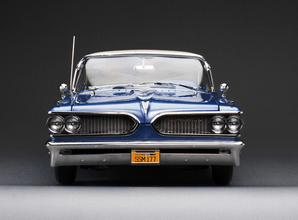 Pontiac Bonneville Hardtop 1959 1:18 Sunstar Platinum Azul - 20