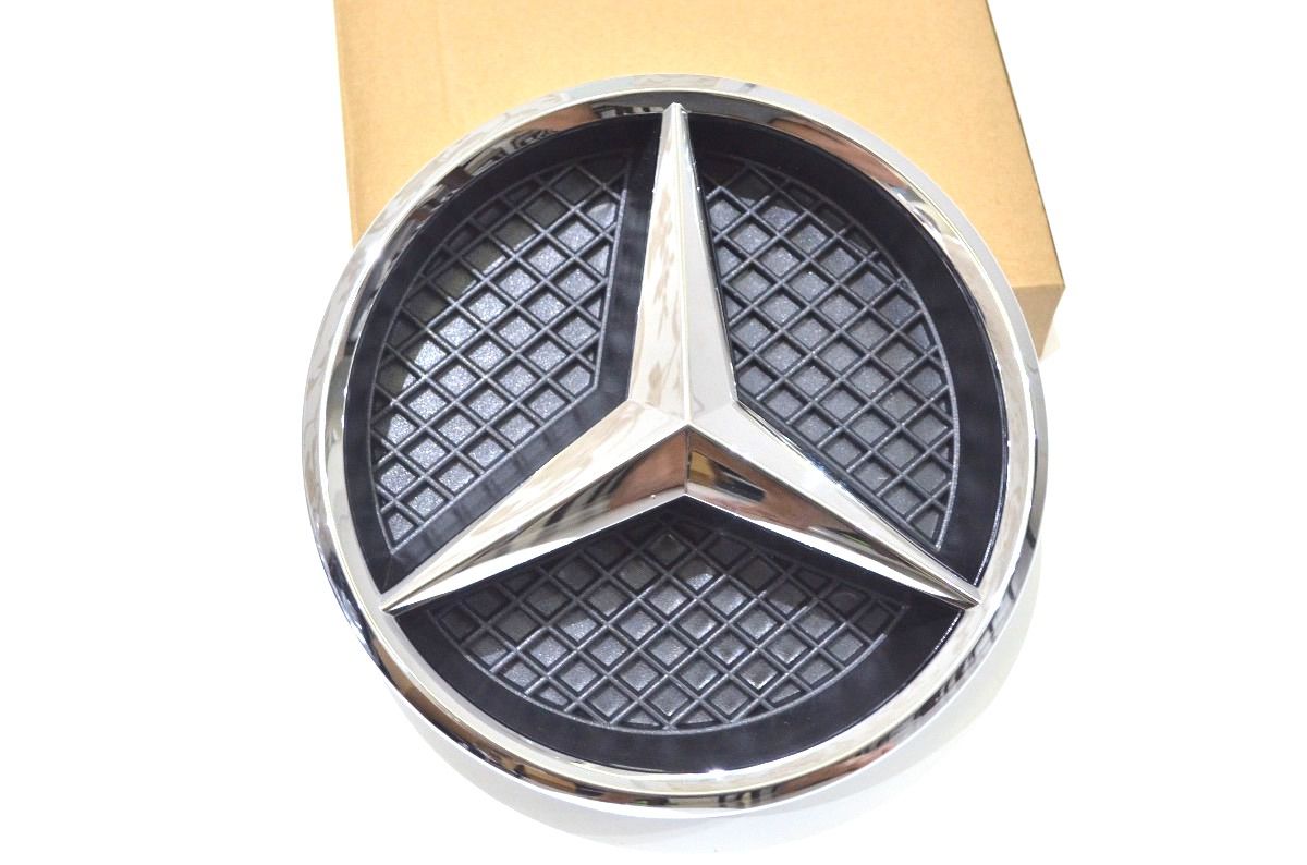 thumbnail image 2 of Universal 186mm Chrome Star Grille Emblem For Mercedes-Benz – Replaces A0008171416 2 of 2