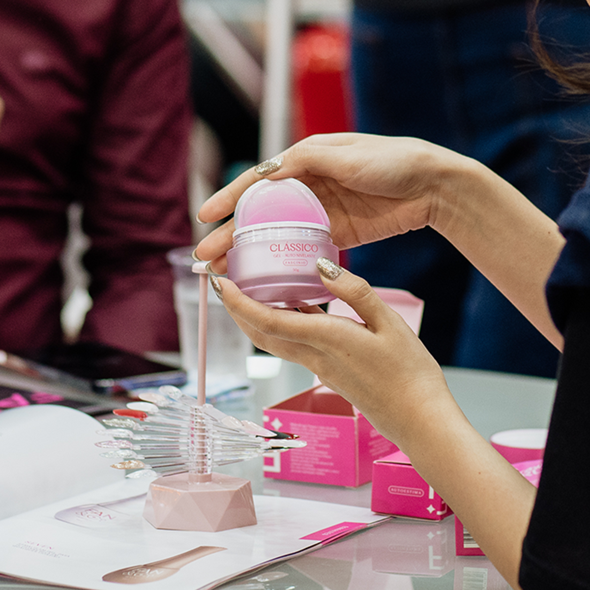 Gel de Unhas Autonivelante Fan & Co 15g - Alta Rigidez e
