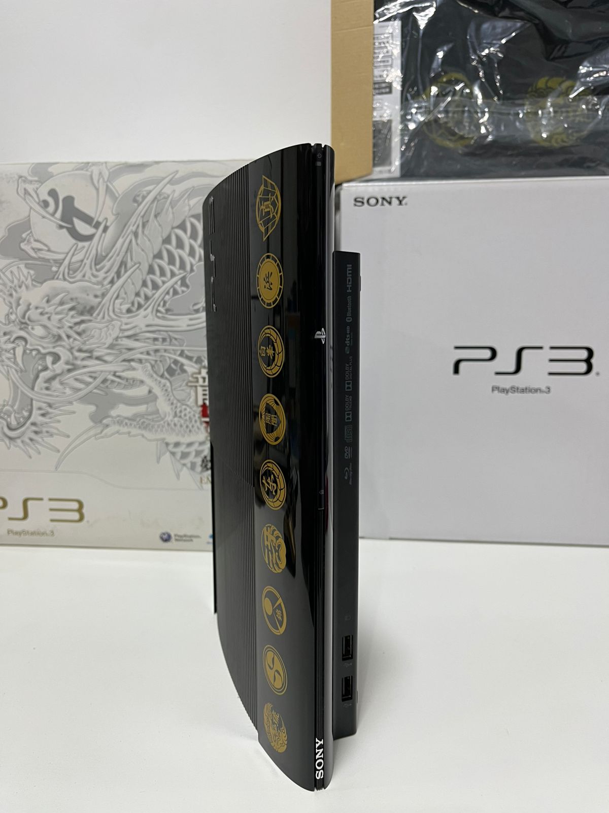 Console Playstation 3 Super Slim Edição Yakuza - PS3 Super Slim