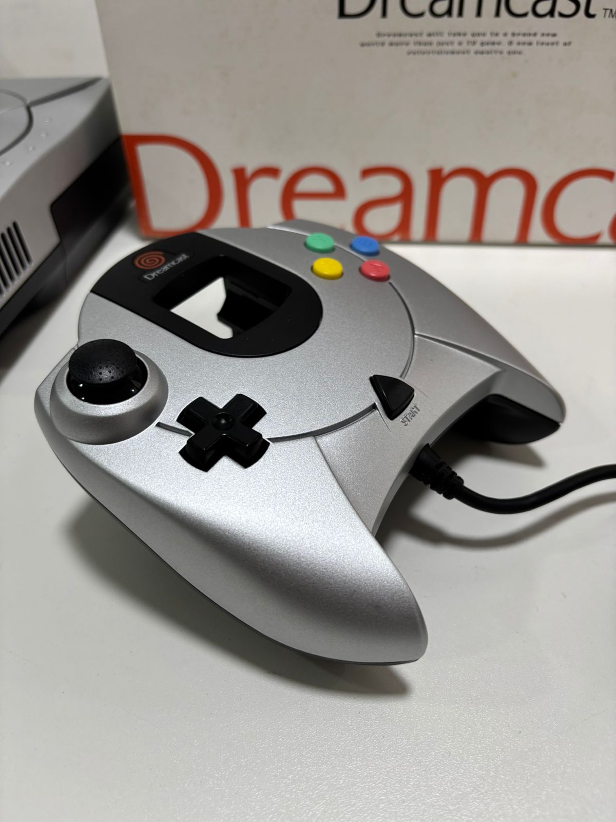 Console Sega DreamCast Metallic Silver - Sega Dreamcast - www