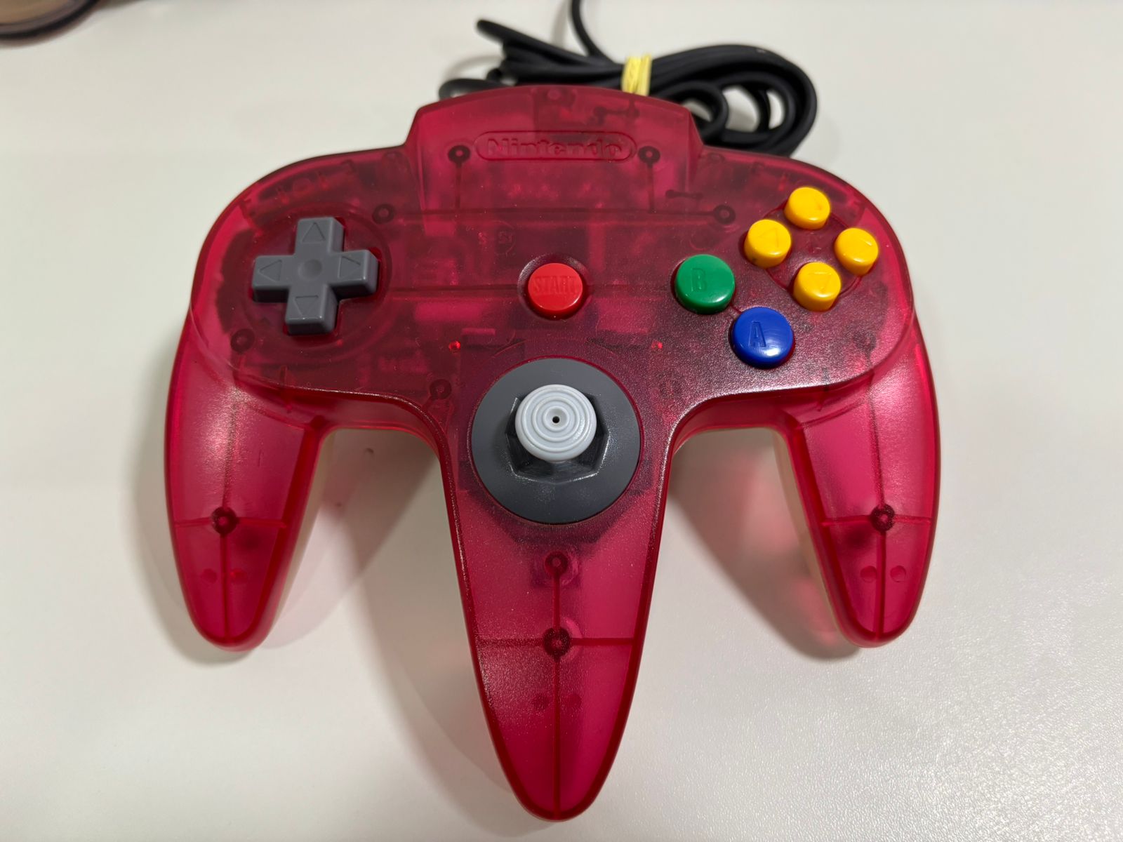 Console Nintendo 64 Clear Red - Nintendo 64 - www.maicongames.com.br