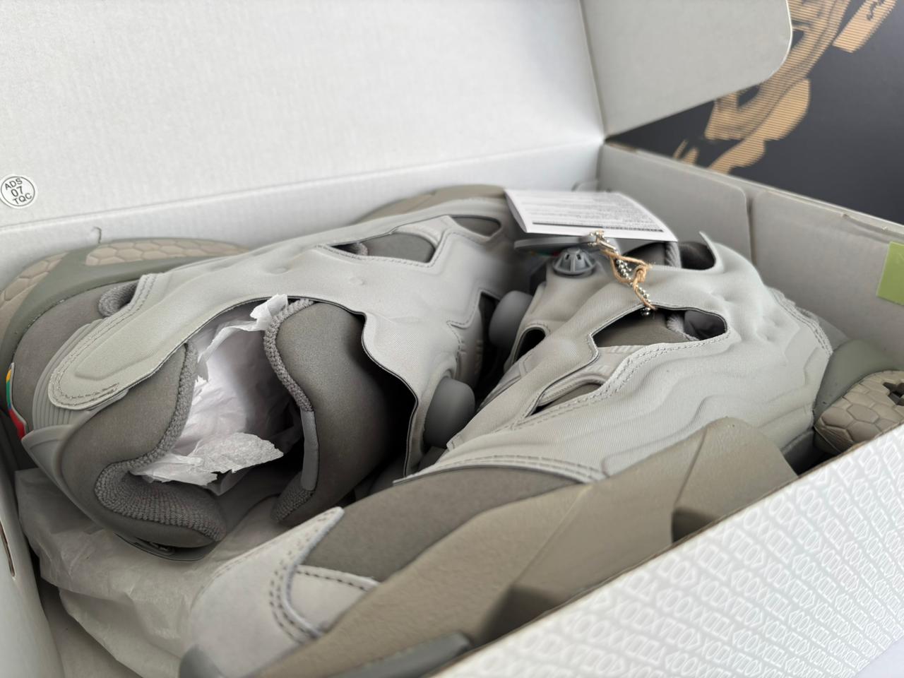 Tênis Sony Playstation x Reebok InstaPump Fury 94 30th Anniversary
