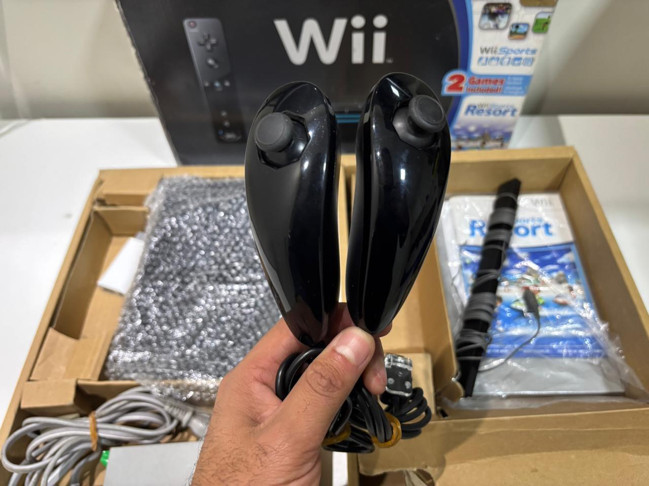 Console Nintendo Wii Black - www.maicongames.com.br