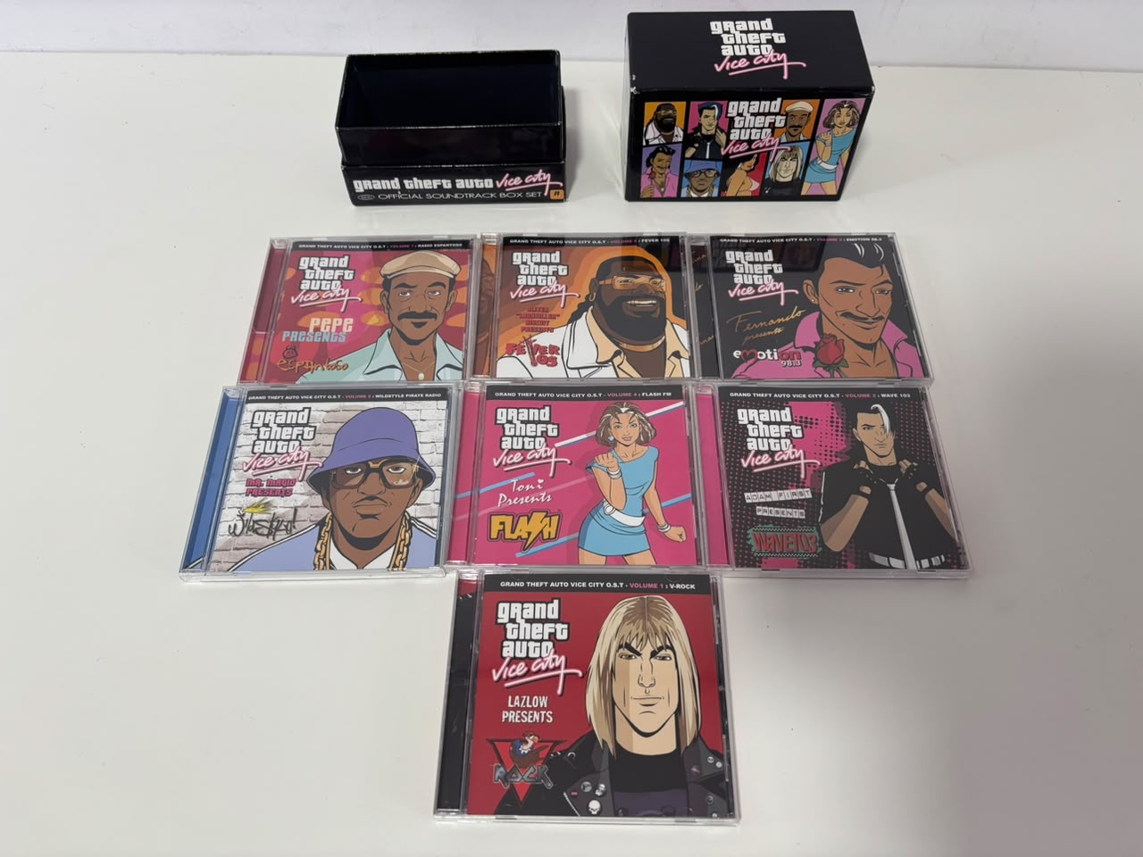 Grand Theft Auto - GTA Vice City Official Soundtrack Box Set PS2