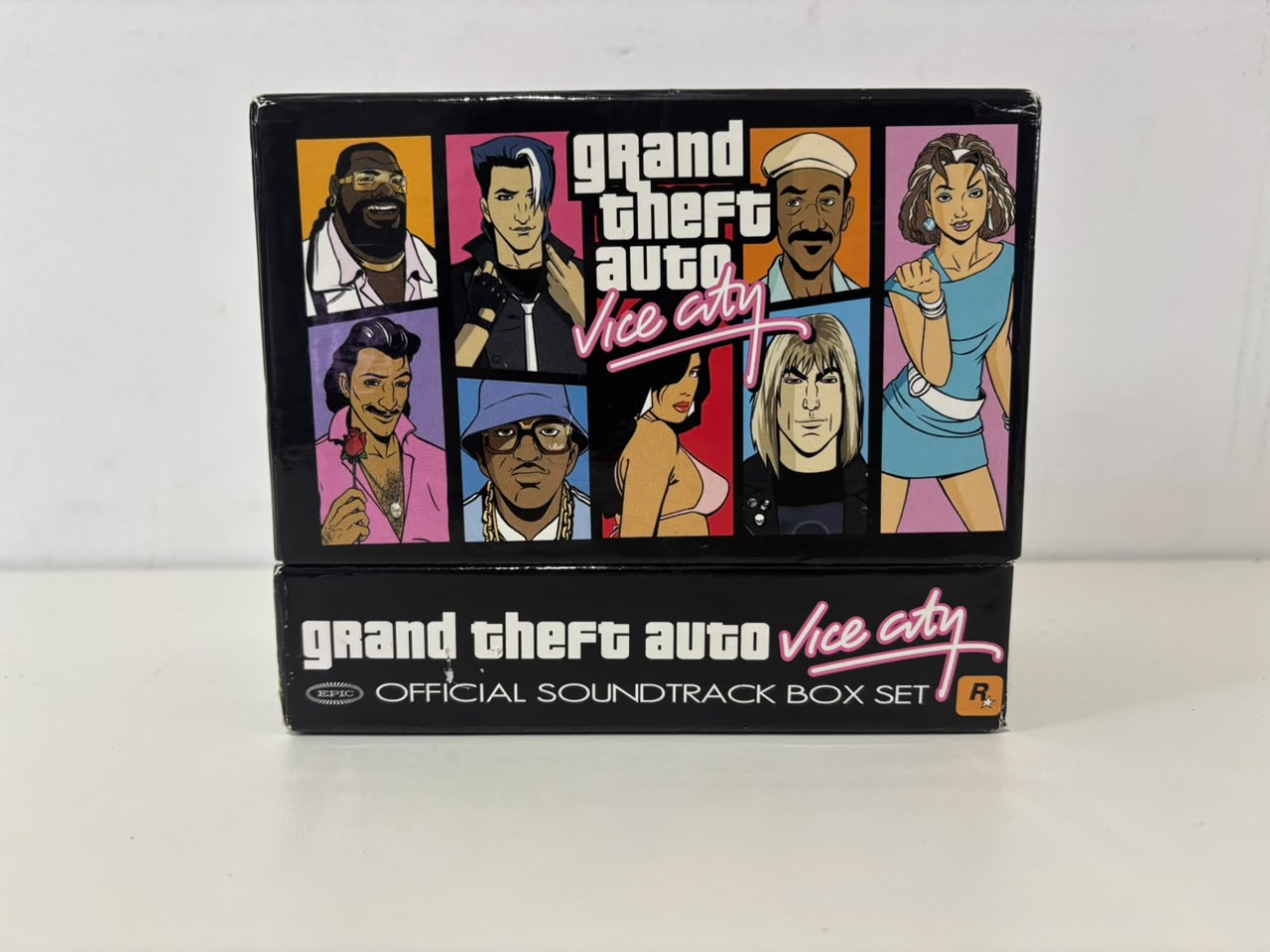 Grand Theft Auto Vice City　サウンドトラック　ボックス Grand Theft Auto - GTA Vice City Official Soundtrack Box Set PS2