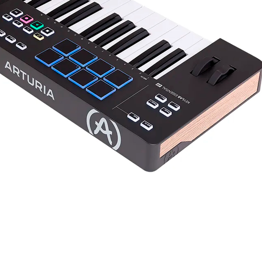 Teclado Controlador Keylab Essential 49 BK MKIII - Arturia - Home