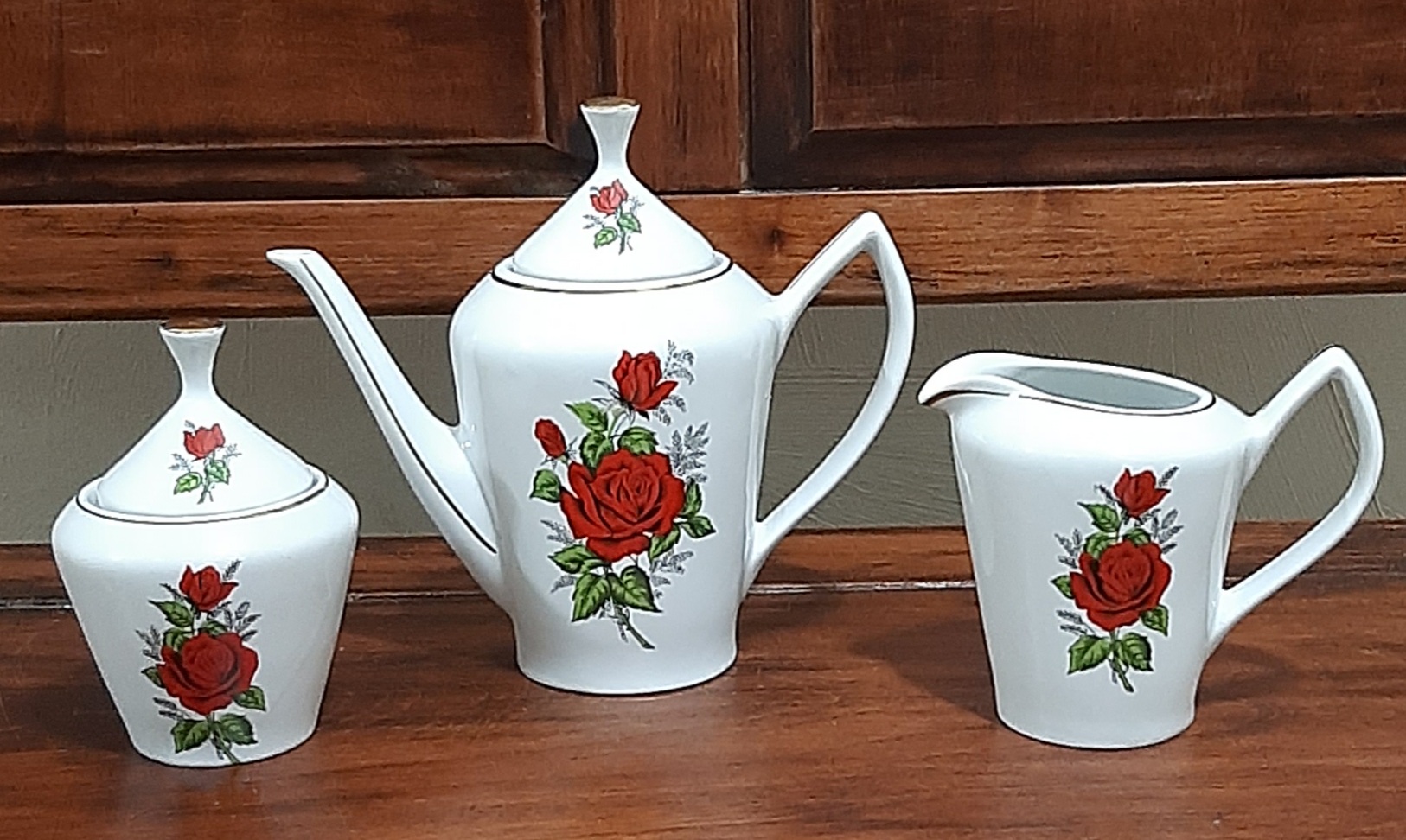 Jogo de chá antigo em porcelana real - Utilidades domésticas