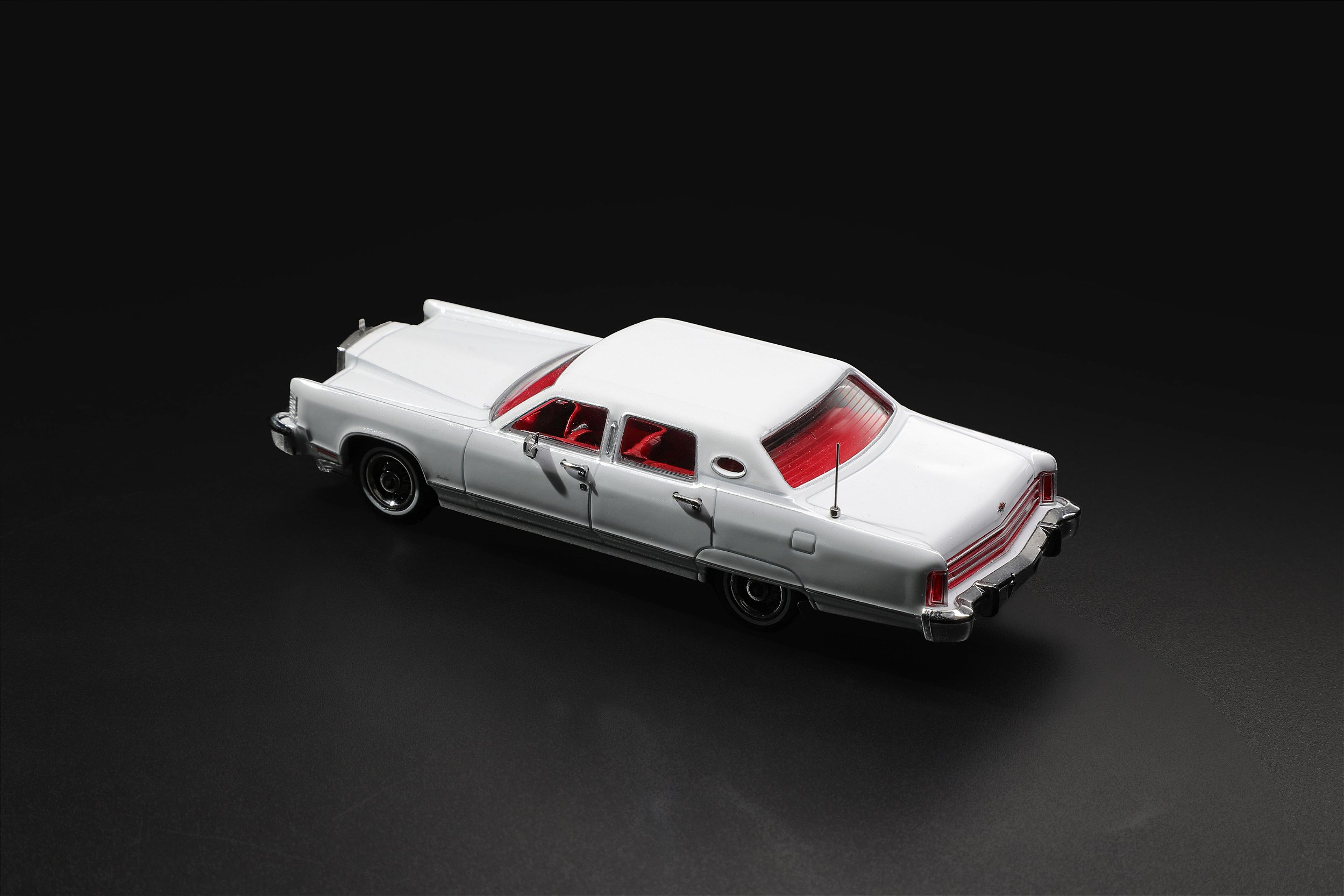 Lincoln Continental Town Car 1979 1:64 Sunstar Branco - Atacado de