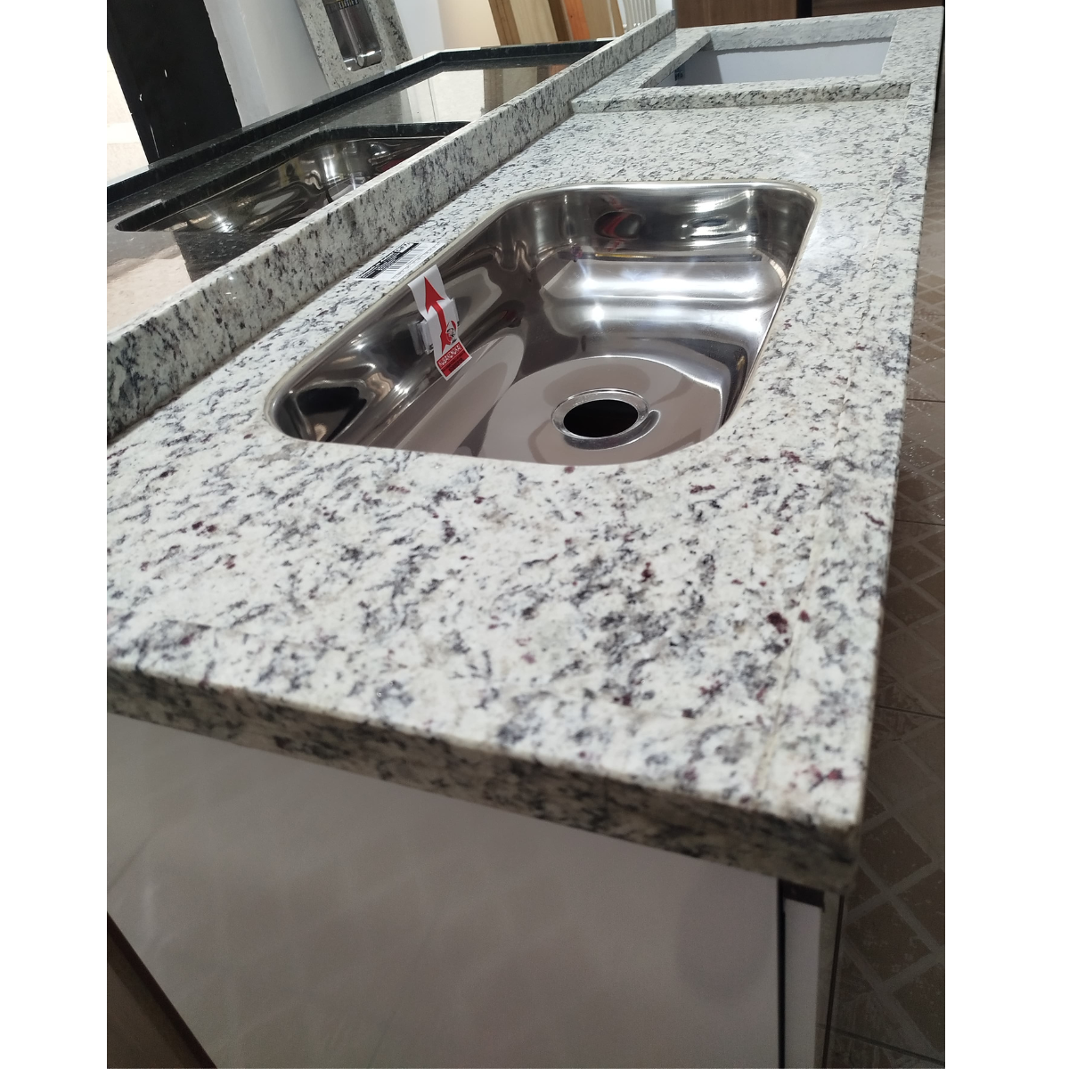 Pia Granito Para Cooktop 5 bocas 2mx54 com Cuba Inóx Marfim ...