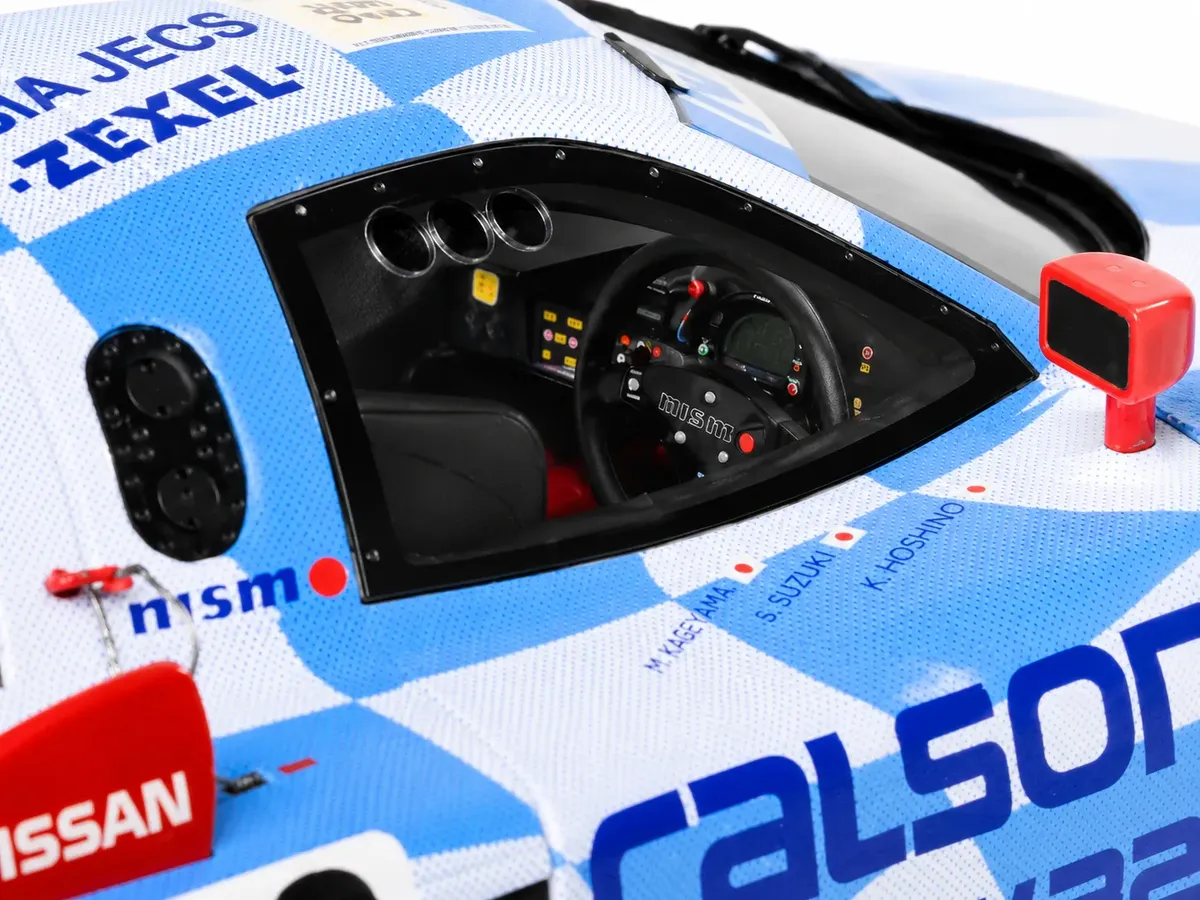 Miniatura Nissan R390 GT1 1998 24h de Le Mans 1:18 Gt Spirit