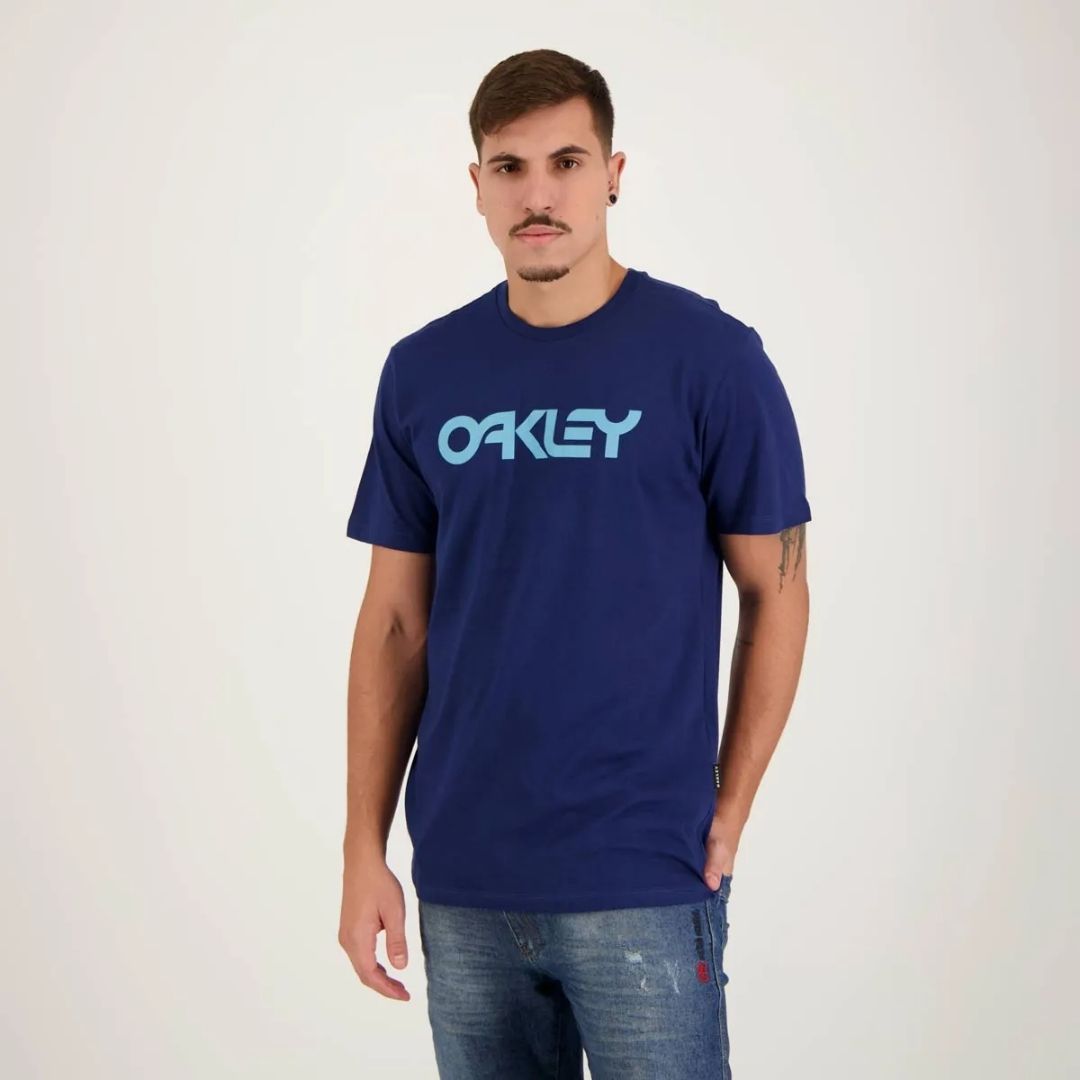 CAMISETA MASCULINA QUEBRADA OAKLEY #116 - MEU ESTAMPADO