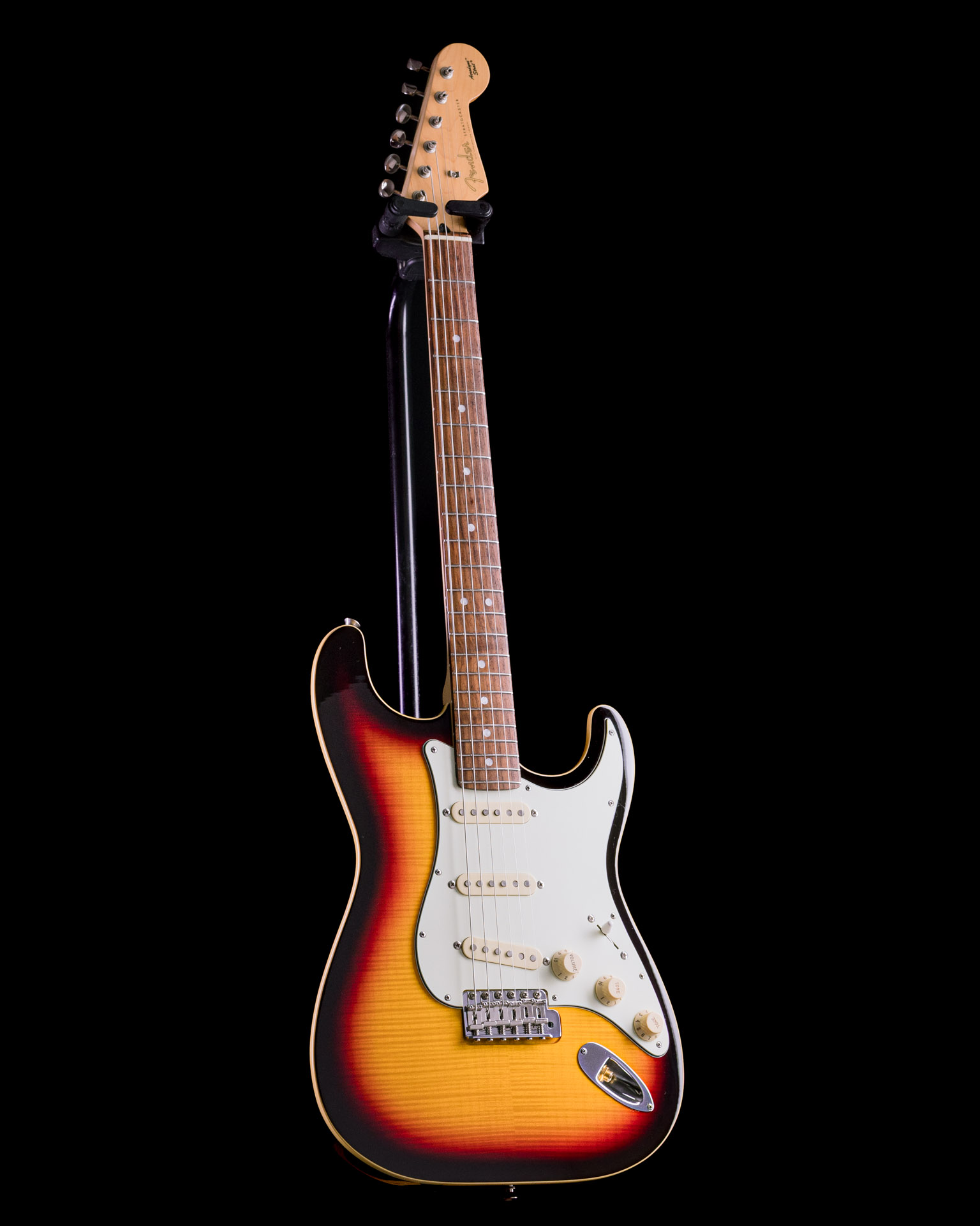 Guitarra Fender Aerodyne Classic Stratocaster Flame Maple Top