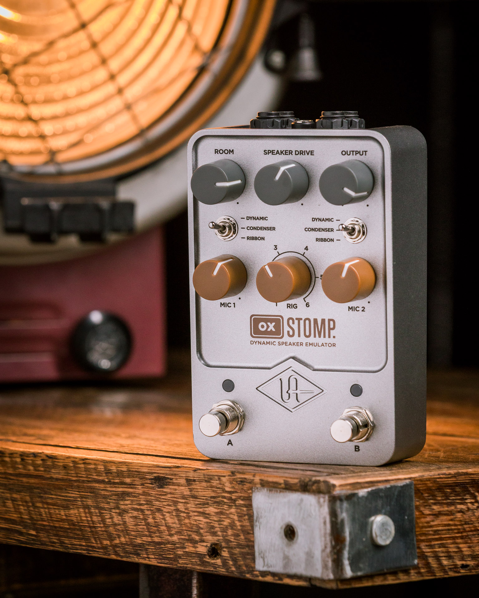 Pedal Universal Audio OX Stomp - The Tone Boutique
